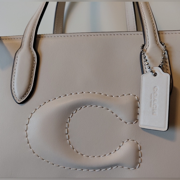 NWT Coach Cream Leather Handbag - Picture 5 of 8